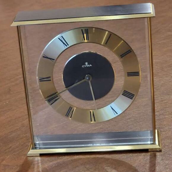 Vintage Hechinger mantle table shelf solid brass clock Cyma. Quartz movement - Picture 12 of 16